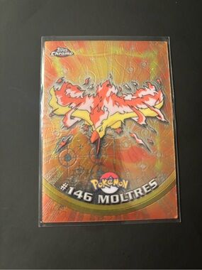 Topps Pokémon Moltres Trading Card - Orange, Yellow, Red